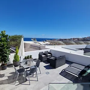 Ocean Surf Apartment